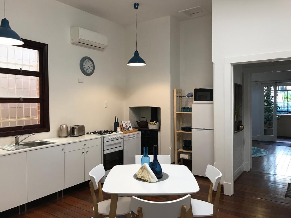 The Churchill Apartment Пърт Екстериор снимка